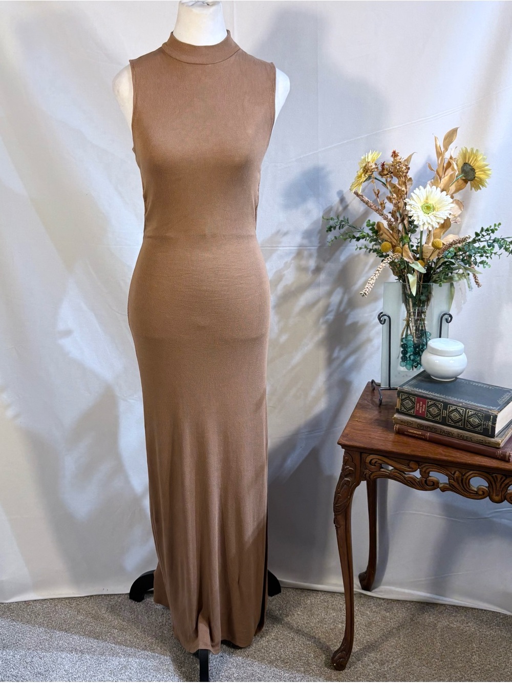 L*Space Chandler Maxi Dress Camel Open Back Sleeveless Side Slit Sz S🧡 - Picture 10 of 10